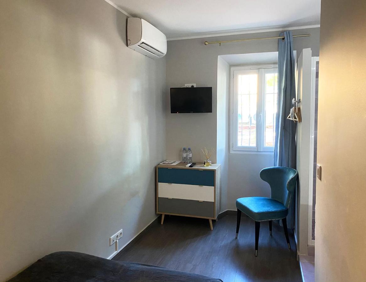 Hotel La Villa D'Эз Экстерьер фото